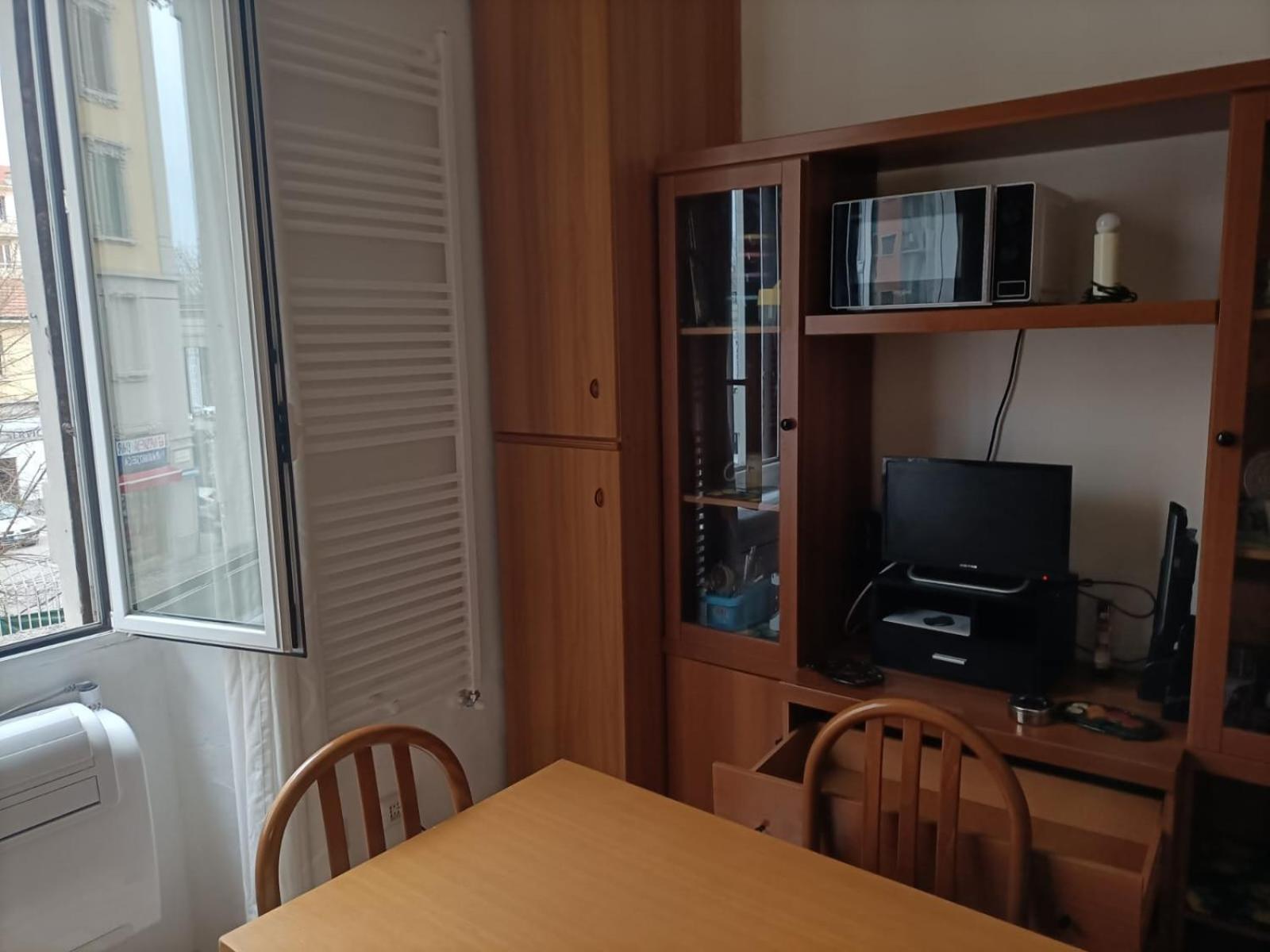 דירות מילאנו Monolocale Centro מראה חיצוני תמונה